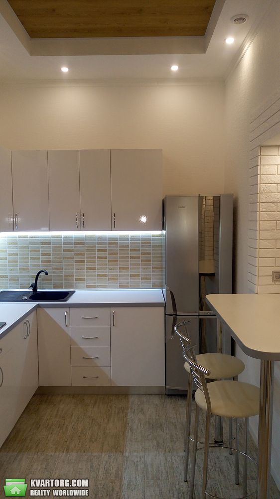 Rent out 2-room apartment. Киев,  Михайловская — photo 6