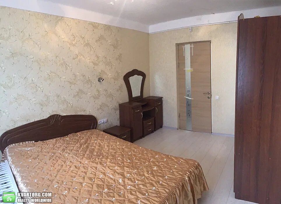 Rent out 2-room apartment. Киев,  Шамрыло — photo 6