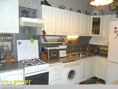 Sell 2-room apartment. Киев, Набережно-луговая — photo 2