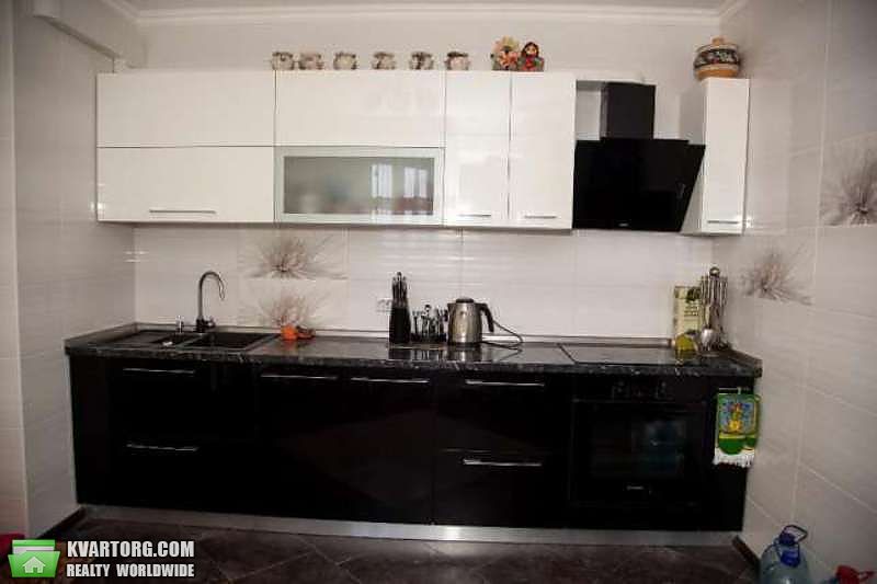 Sell 2-room apartment. Киев,  Милославская — photo 2