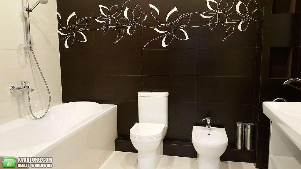 Rent out 4-room apartment. Киев,  Полтавская — photo 10