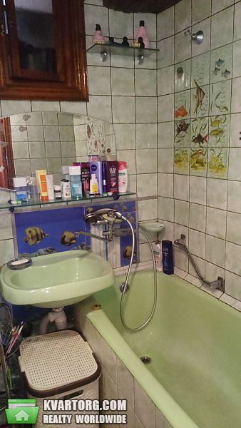 Sell 2-room apartment. Киев, Салютная — photo 3
