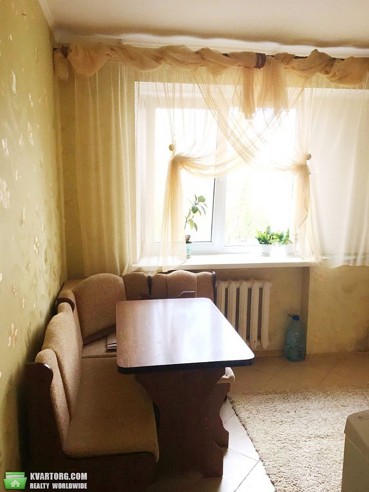 Rent out 2-room apartment. Одесса, Героев Сталинграда — photo 3