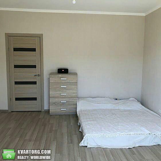 Rent out 1-room apartment. Киев,  Метрологическая — photo 1