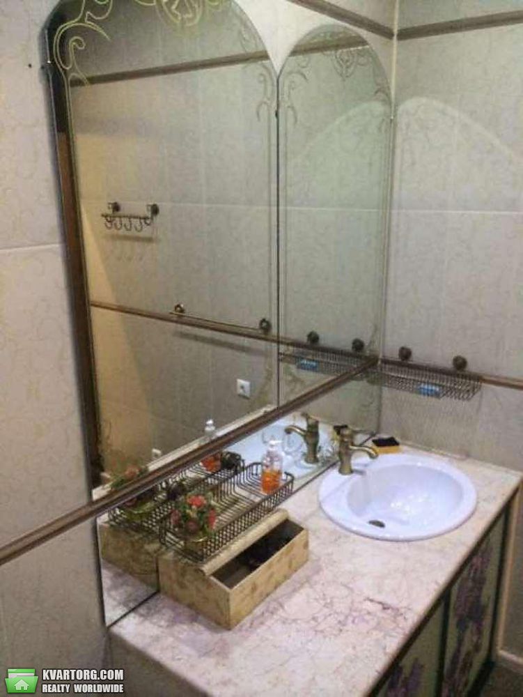 Rent out 2-room apartment. Киев,  Пирогова — photo 7