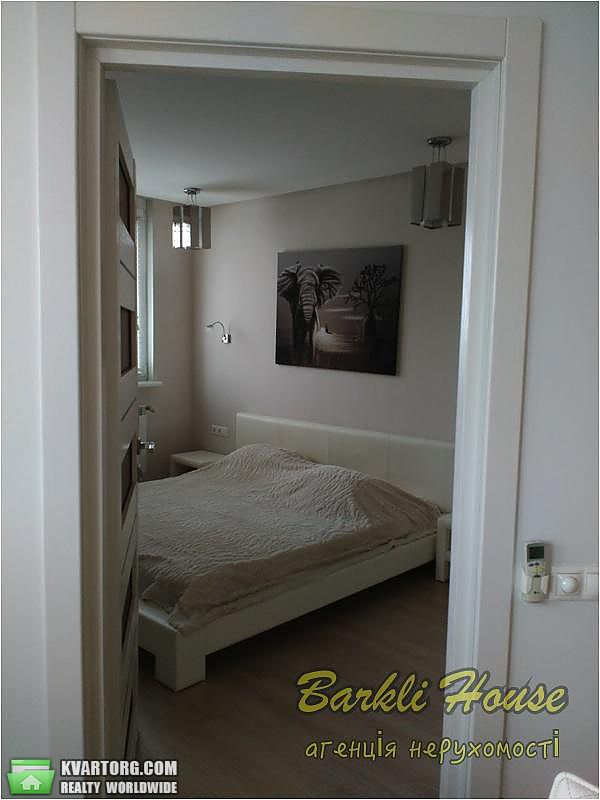 Rent out 2-room apartment. Киев,  Гетьмана — photo 4