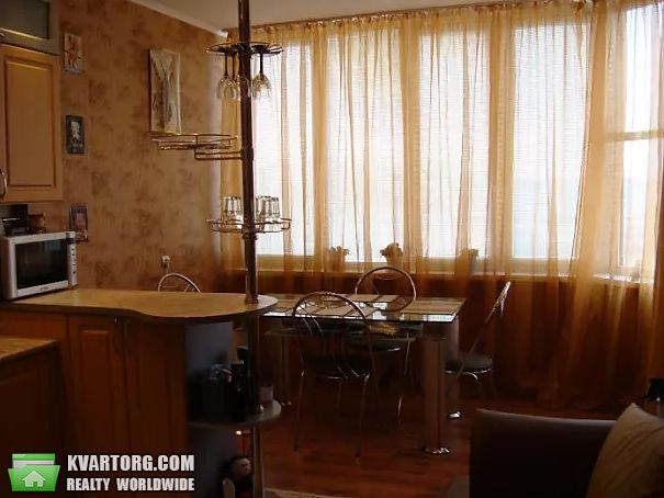 Sell 2-room apartment. Киев,  Большая Китаевская — photo 3