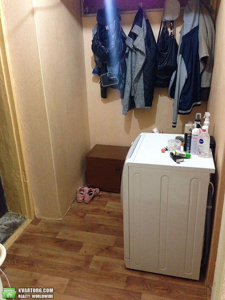 Sell 1-room apartment. Киев,  Ялтинская — photo 4