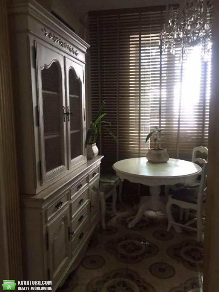 Rent out 2-room apartment. Киев, Филиппа Орлыка — photo 3