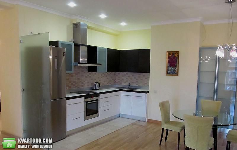 Rent out 3-room apartment. Киев, Коновальца — photo 2