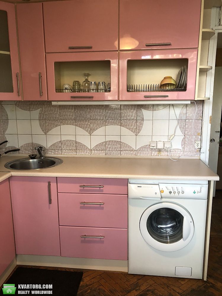 Rent out 1-room apartment. Киев, Голосіївський проспект — photo 2