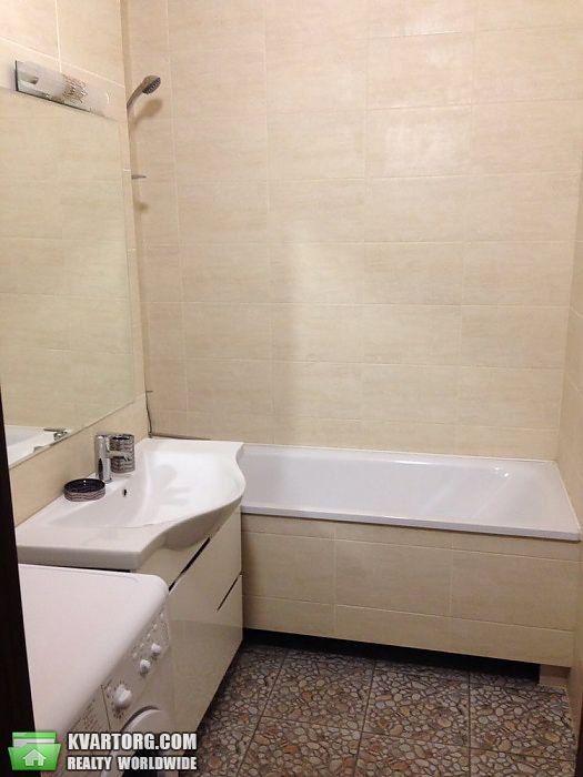 Rent out 2-room apartment. Киев, ул.Александровская — photo 8