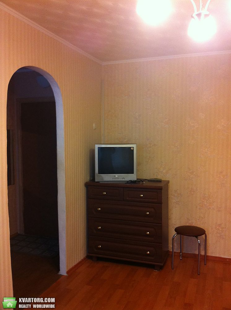 Rent out 1-room apartment. Киев,  Демиевская — photo 2