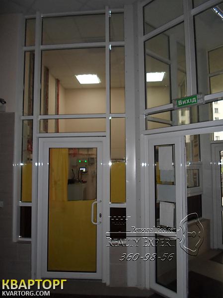 Sell 3-room apartment. Киев,  Щорса — photo 10