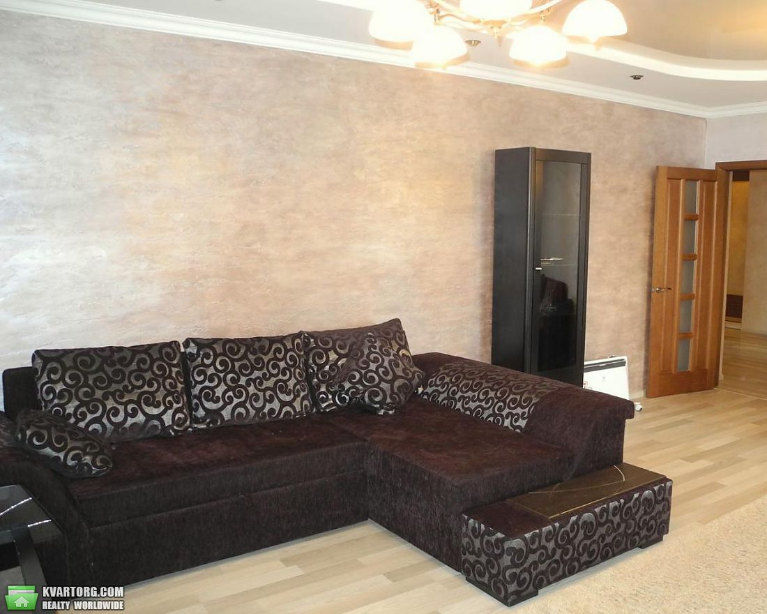 Rent out 3-room apartment. Киев, Лобановского — photo 1