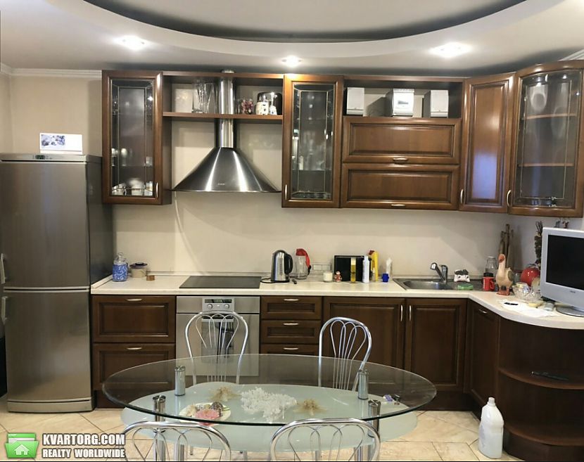 Rent out 3-room apartment. Киев,  Миропольская — photo 4