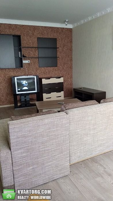 Rent out 2-room apartment. Киев,  Харьковское шоссе — photo 10