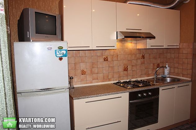 Sell 3-room apartment. Днепропетровск, Новогодняя — photo 1