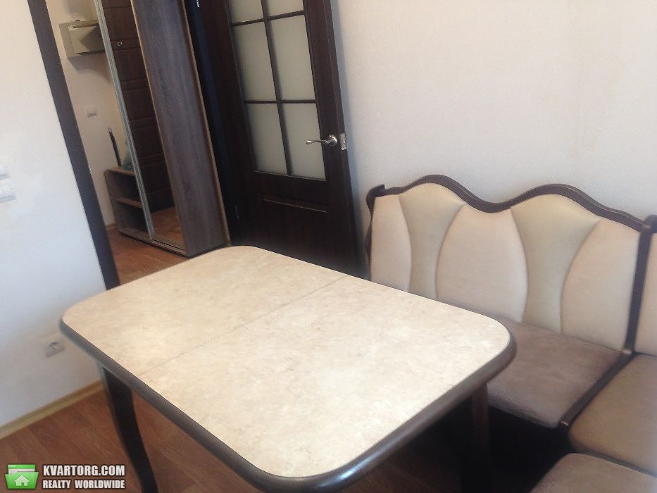 Rent out 1-room apartment. Киев, Гмыри — photo 7