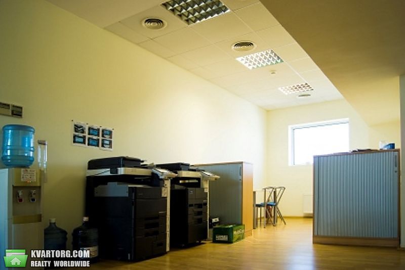 Rent out office. Киев, ул.Владмирская — photo 1