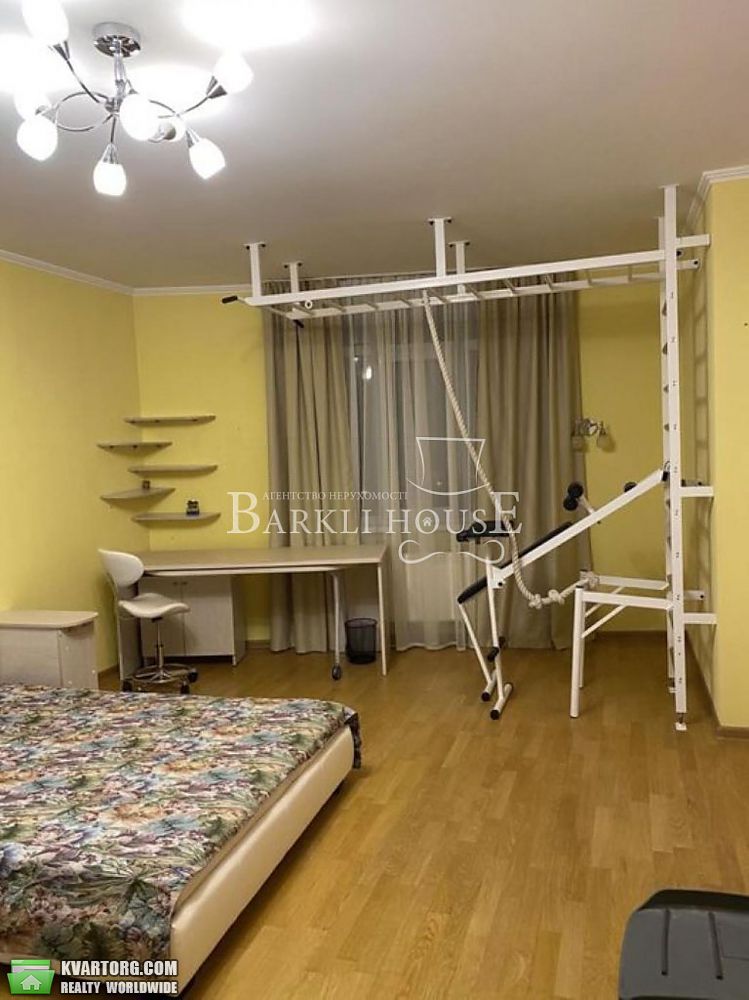 Rent out 3-room apartment. Киев,  Ушакова — photo 4