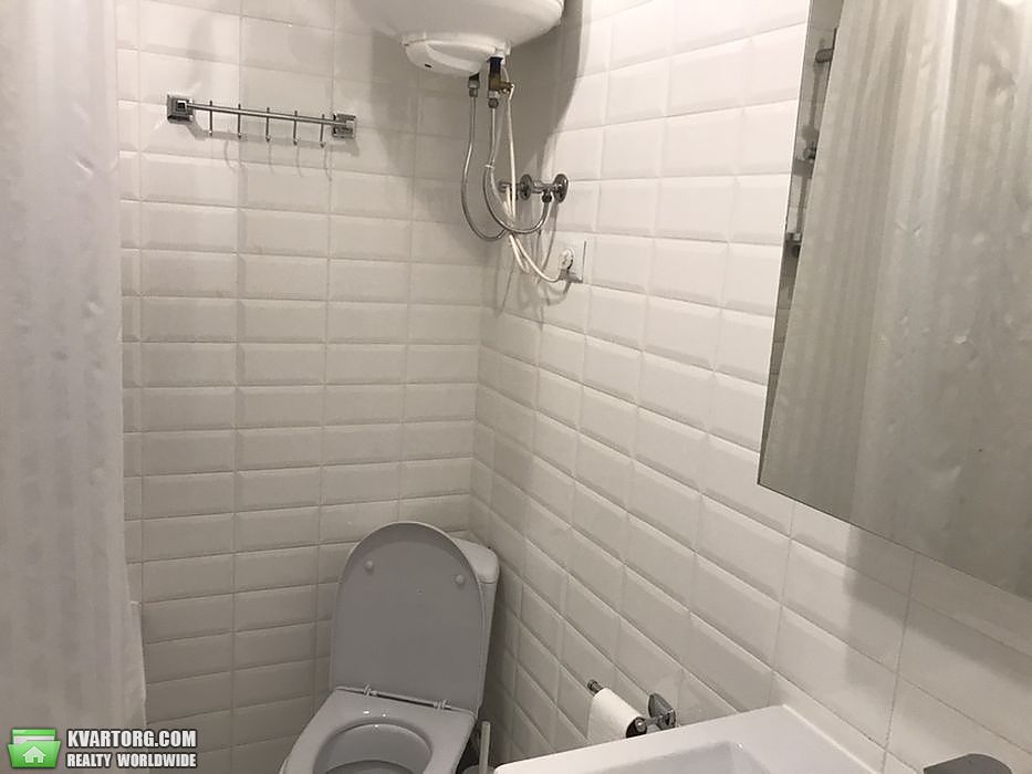 Rent out 2-room apartment. Киев, заречная — photo 5