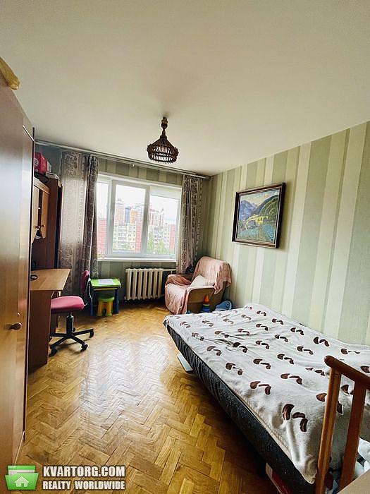 Sell 3-room apartment. Киев,  Гайдай — photo 1