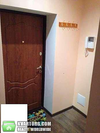 Rent out 2-room apartment. Киев, Почайнинская — photo 10