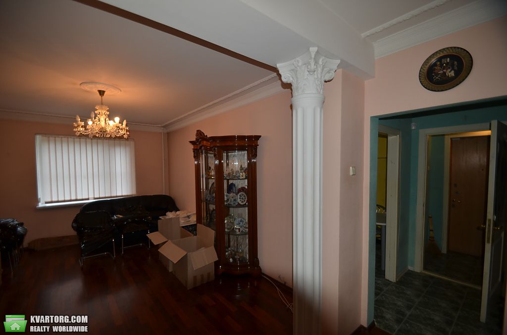 Sell 5-room apartment. Киев, Харьковское шоссе — photo 5