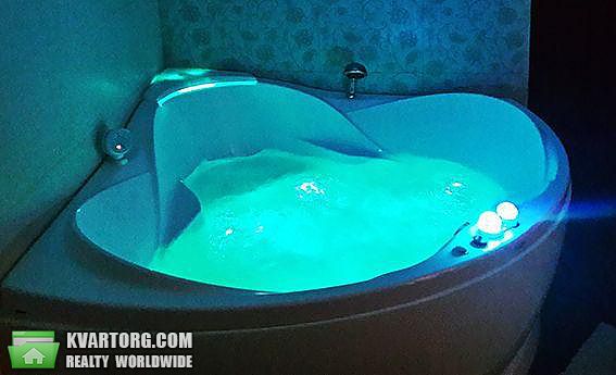 Rent out 3-room apartment. Киев,  Щорса — photo 3