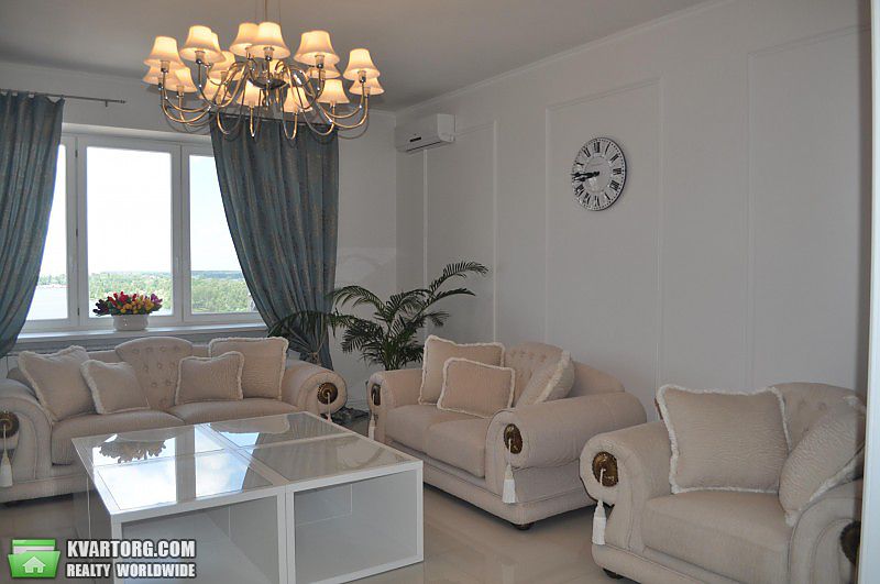 Rent out 4-room apartment. Киев,  Героев Сталинграда пр — photo 2