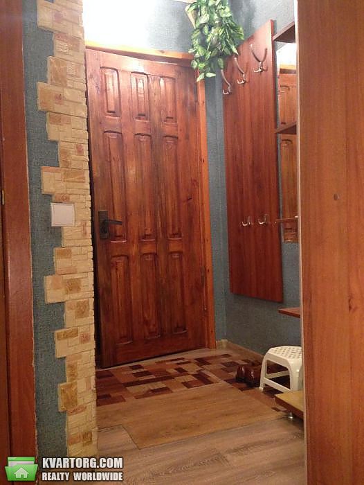 Sell 2-room apartment. Киев,  Дегтяревская — photo 1