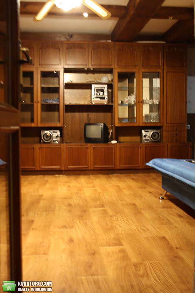 Rent out 2-room apartment. Киев,  Полярная — photo 3