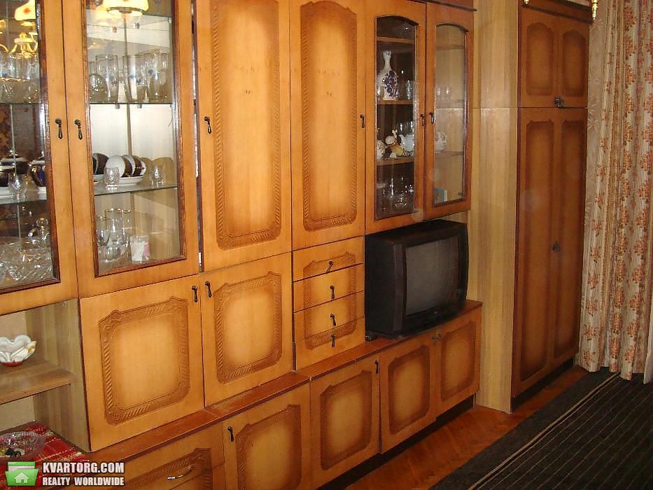 Rent out 2-room apartment. Киев,  Перова бул — photo 1