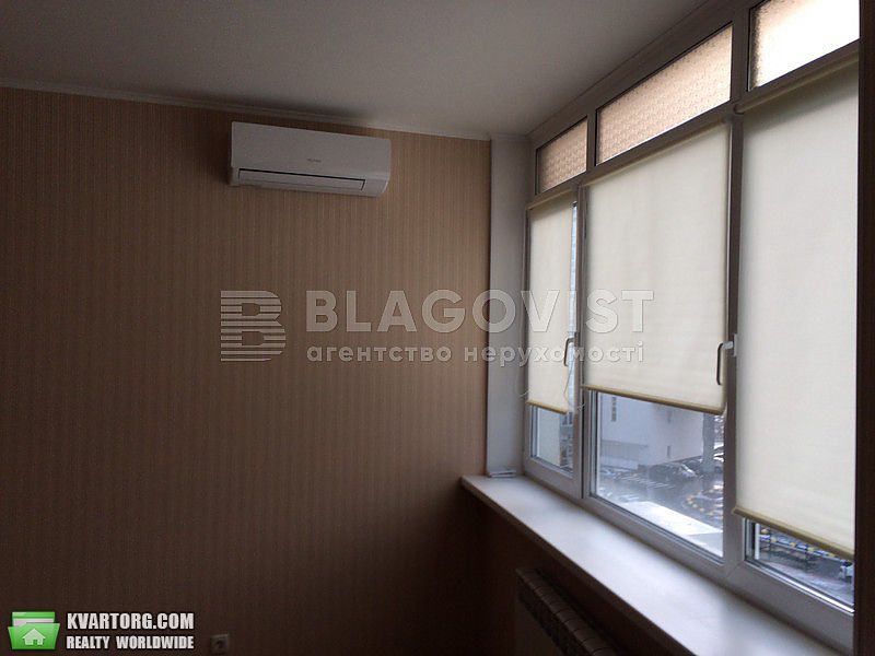 Rent out 1-room apartment. Киев,  Героев Сталинграда пр — photo 8