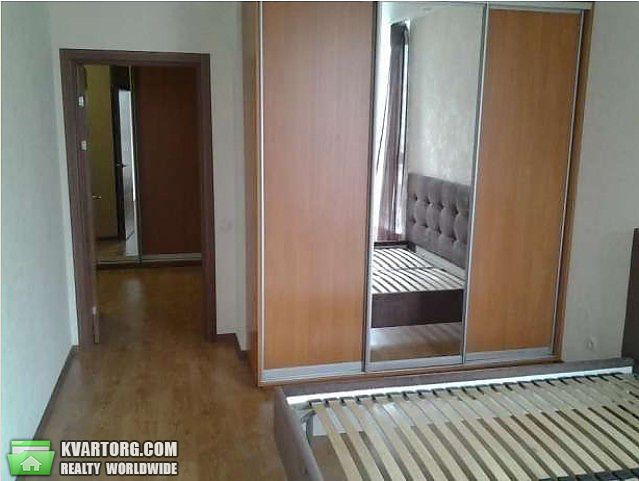 Rent out 2-room apartment. Киев,  Конева — photo 3