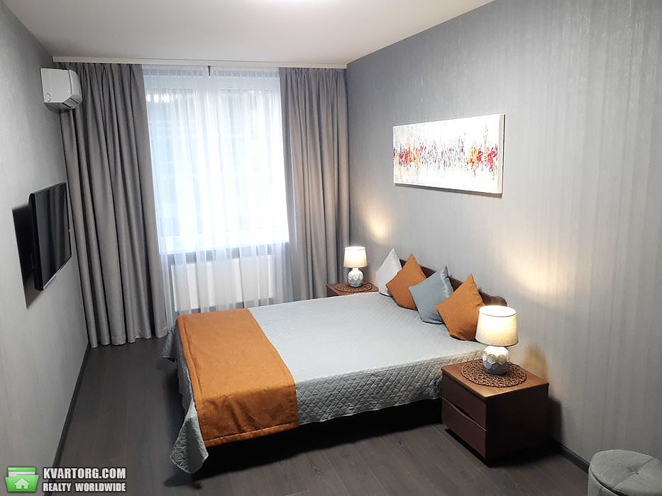 Rent out 1-room apartment. Киев, Бархатная — photo 2