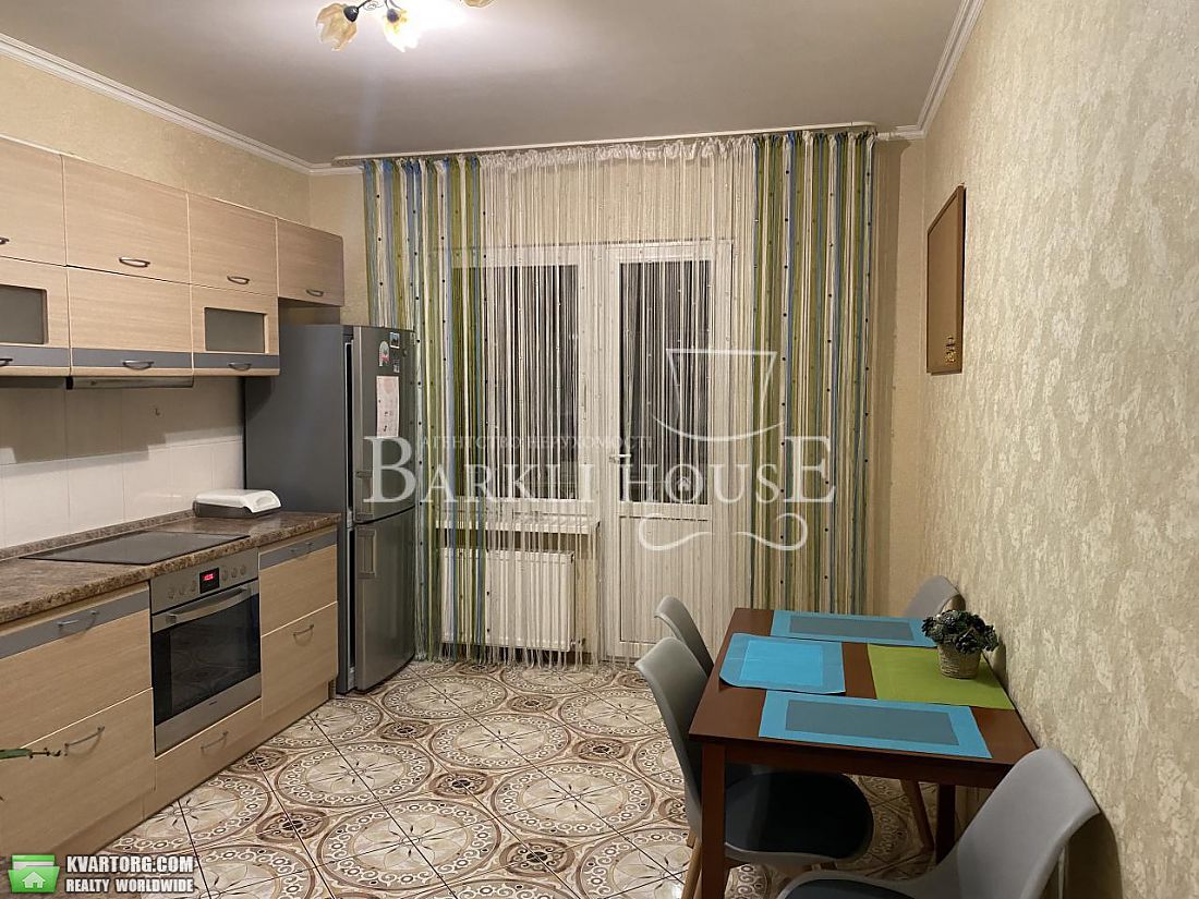 Rent out 2-room apartment. Киев,  Полтавская — photo 3