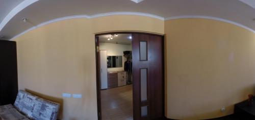 Sell 3-room apartment. Одесса, улица Костанди — photo 1
