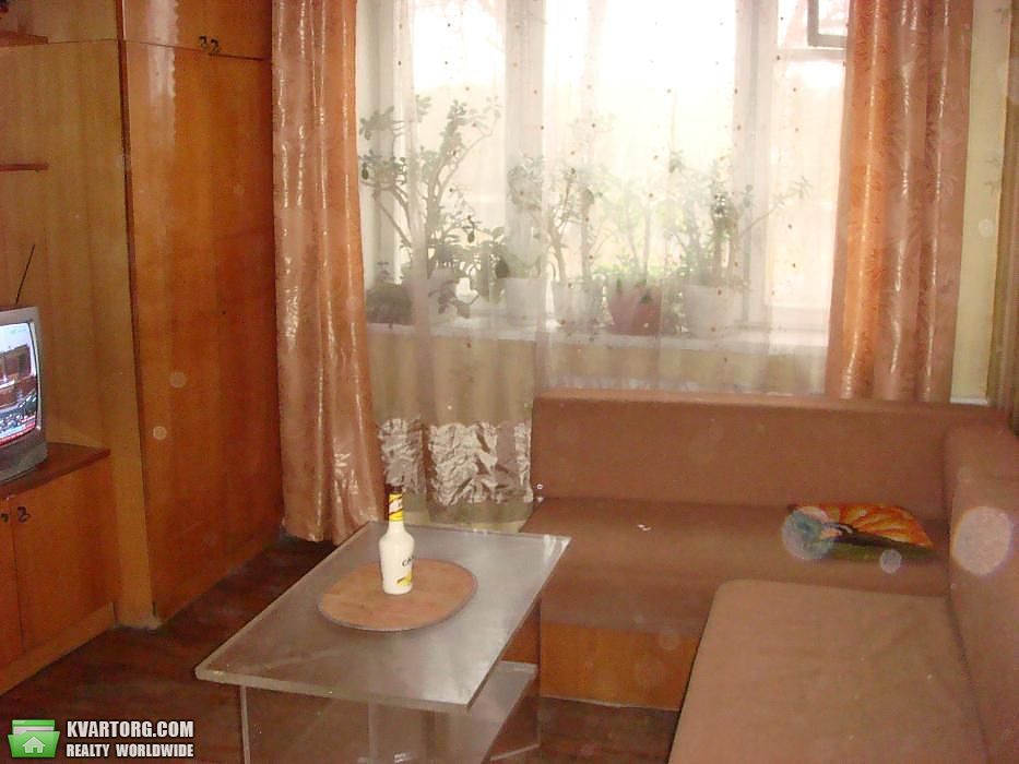 Sell 2-room apartment. Киев, Кириловская — photo 1