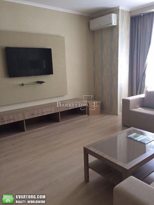 Rent out 2-room apartment. Киев,  Гончара — photo 1