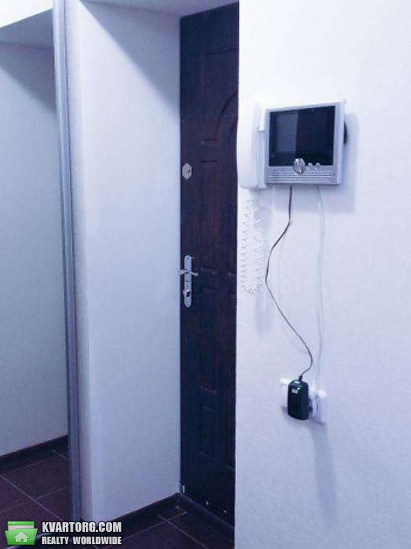 Rent out 2-room apartment. Киев,  Леси Украинки бул — photo 8