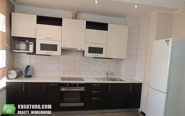 Rent out 2-room apartment. Киев,  Бажана — photo 2