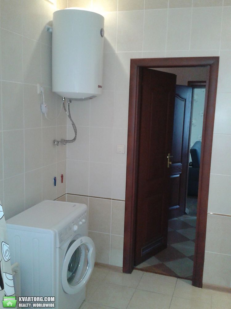 Rent out house. Киев,  Садовая — photo 9