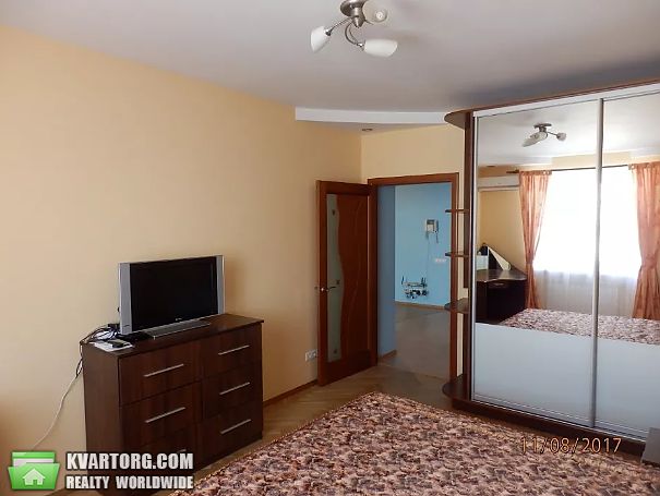 Rent out 3-room apartment. Киев,  Срибнокильская — photo 6