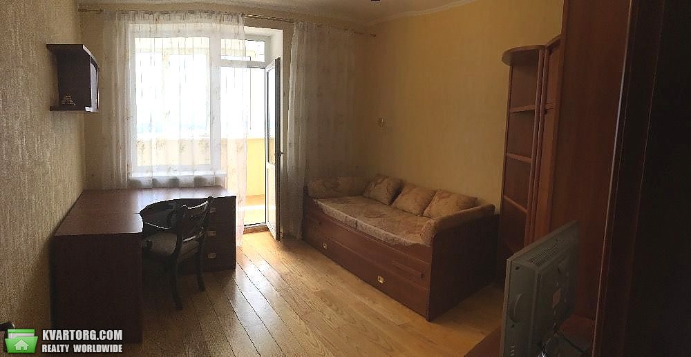 Rent out 3-room apartment. Киев,  Амосова — photo 8