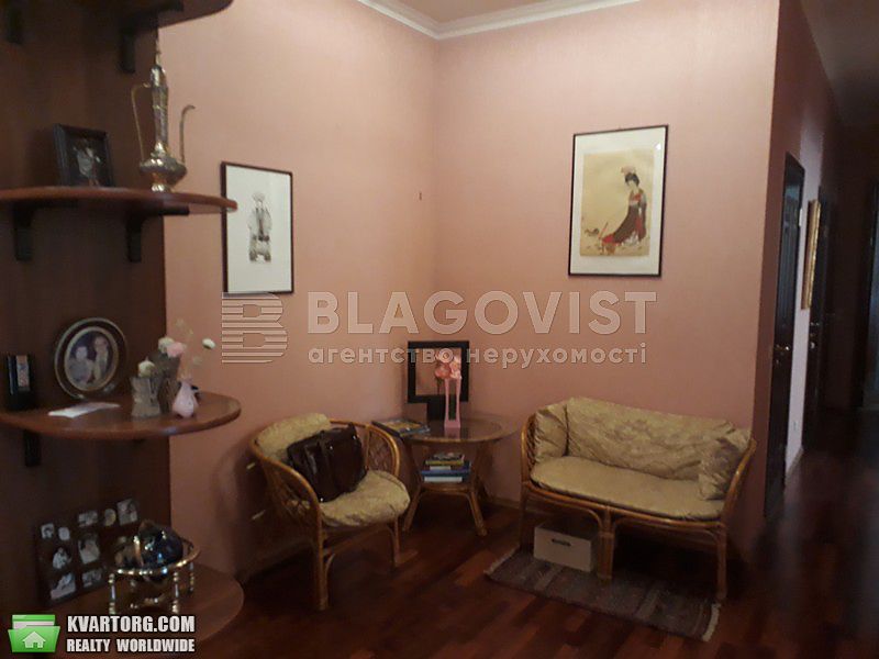 Rent out 3-room apartment. Киев,  Щорса — photo 5