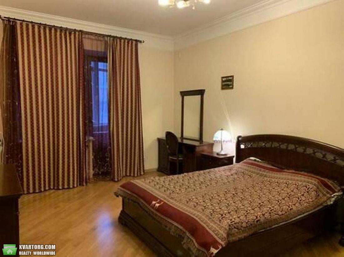 Rent out 3-room apartment. Киев,  Жилянская — photo 7
