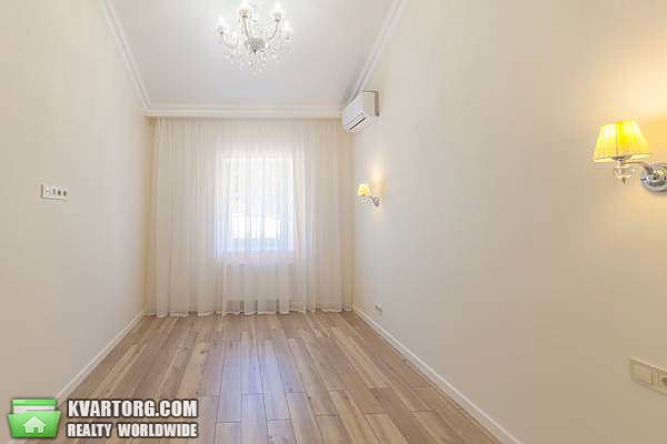 Rent out 4-room apartment. Киев,  Полтавская — photo 7