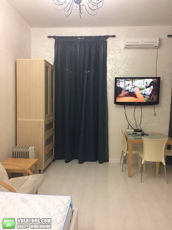 Rent out 1-room apartment. Киев,  Федорова — photo 3